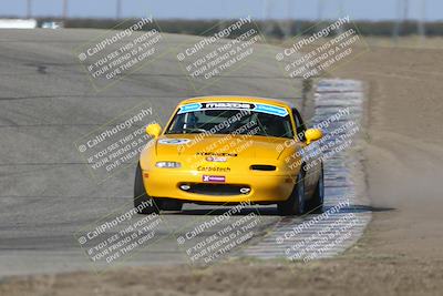 media/Oct-25-2025-CalClub SCCA (Sat) [[34c778dfbe]]/Group 5/Race/